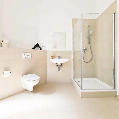 Tolstov - 3 Mit Balkon - 15 Min Zur Messe Dus * Düsseldorf