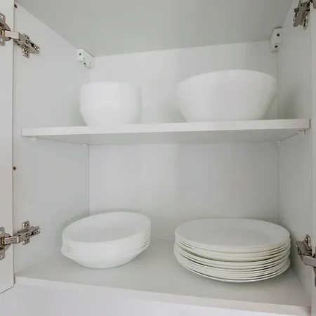 Tolstov - 3 Mit Balkon - 15 Min Zur Messe Dus Apartment *