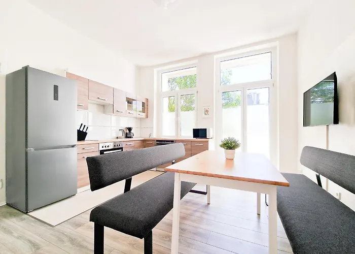 Tolstov - 3 Mit Balkon - 15 Min Zur Messe Dus * Düsseldorf