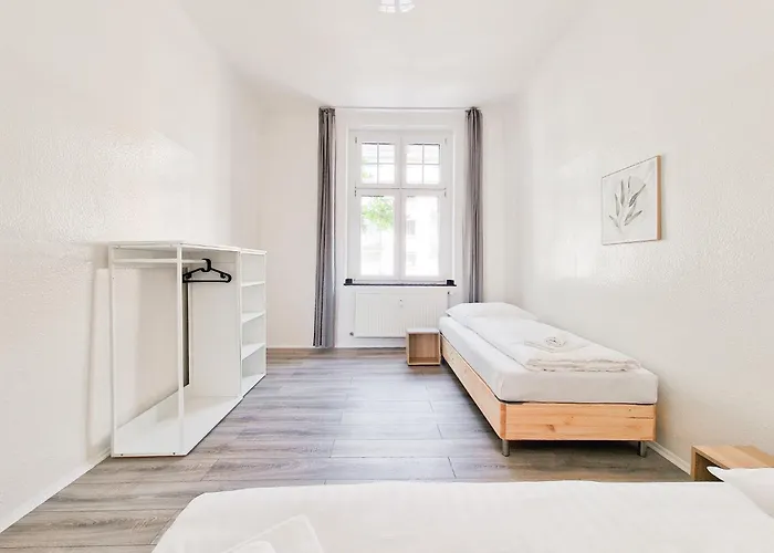 Tolstov - 3 Mit Balkon - 15 Min Zur Messe Dus